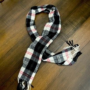 Scarf - Black, White & Red / Length: 63 inches